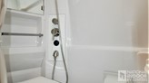 bottom-slider-img