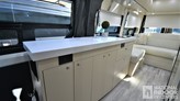 bottom-slider-img