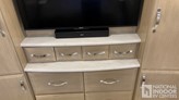 bottom-slider-img