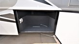 bottom-slider-img