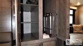 bottom-slider-img