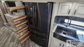 bottom-slider-img