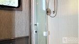 bottom-slider-img