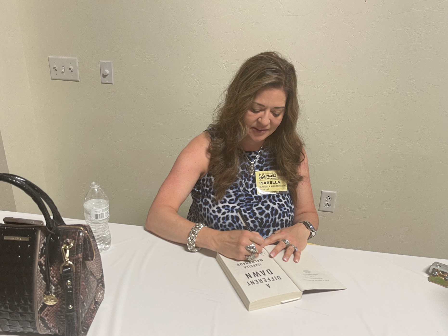 NIRVC-FMCA-Tuscon-autograph-01 Isabella Madonado signing her book