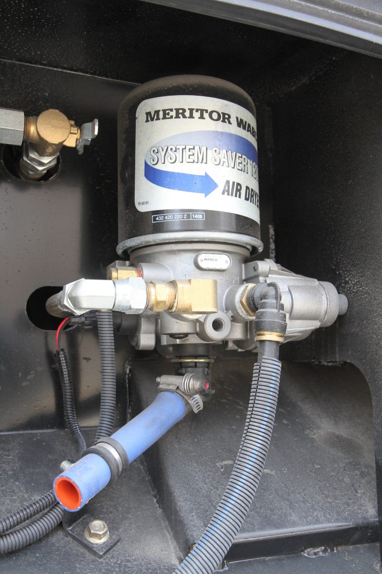 Introduction to Air Brakes | National Indoor RV Centers