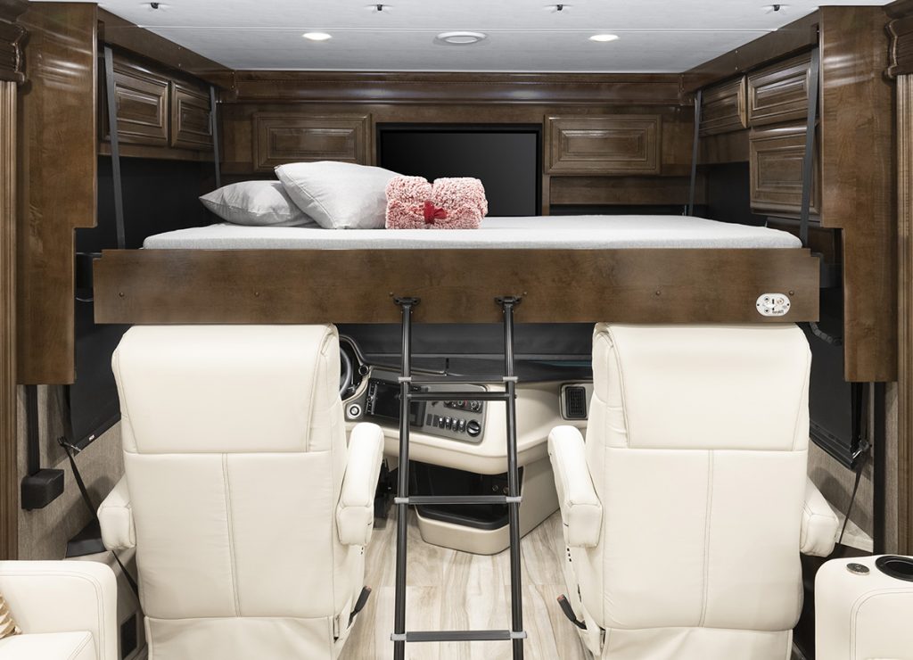 Holiday Rambler RV: Spotlight | National Indoor RV Centers