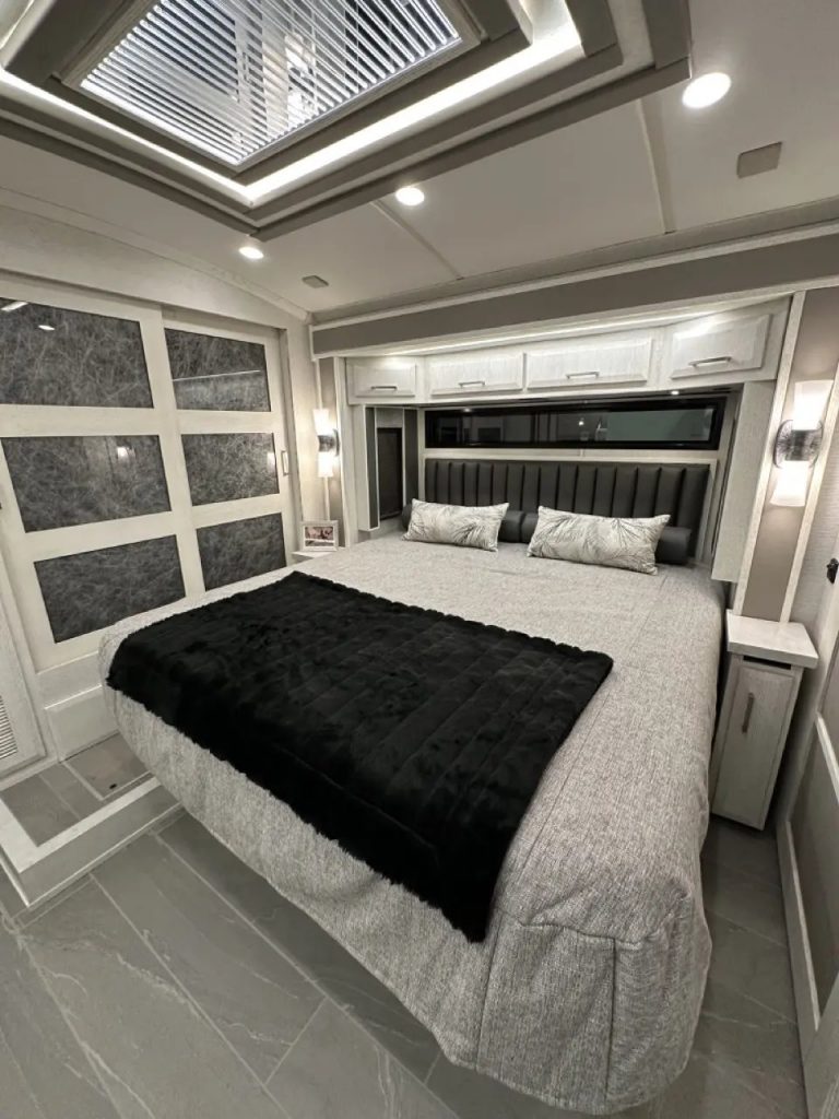 2024 Newmar New Aire RV Tour with Angie Morell National Indoor RV