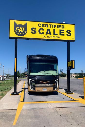 RV being weighed on the CAT Scales