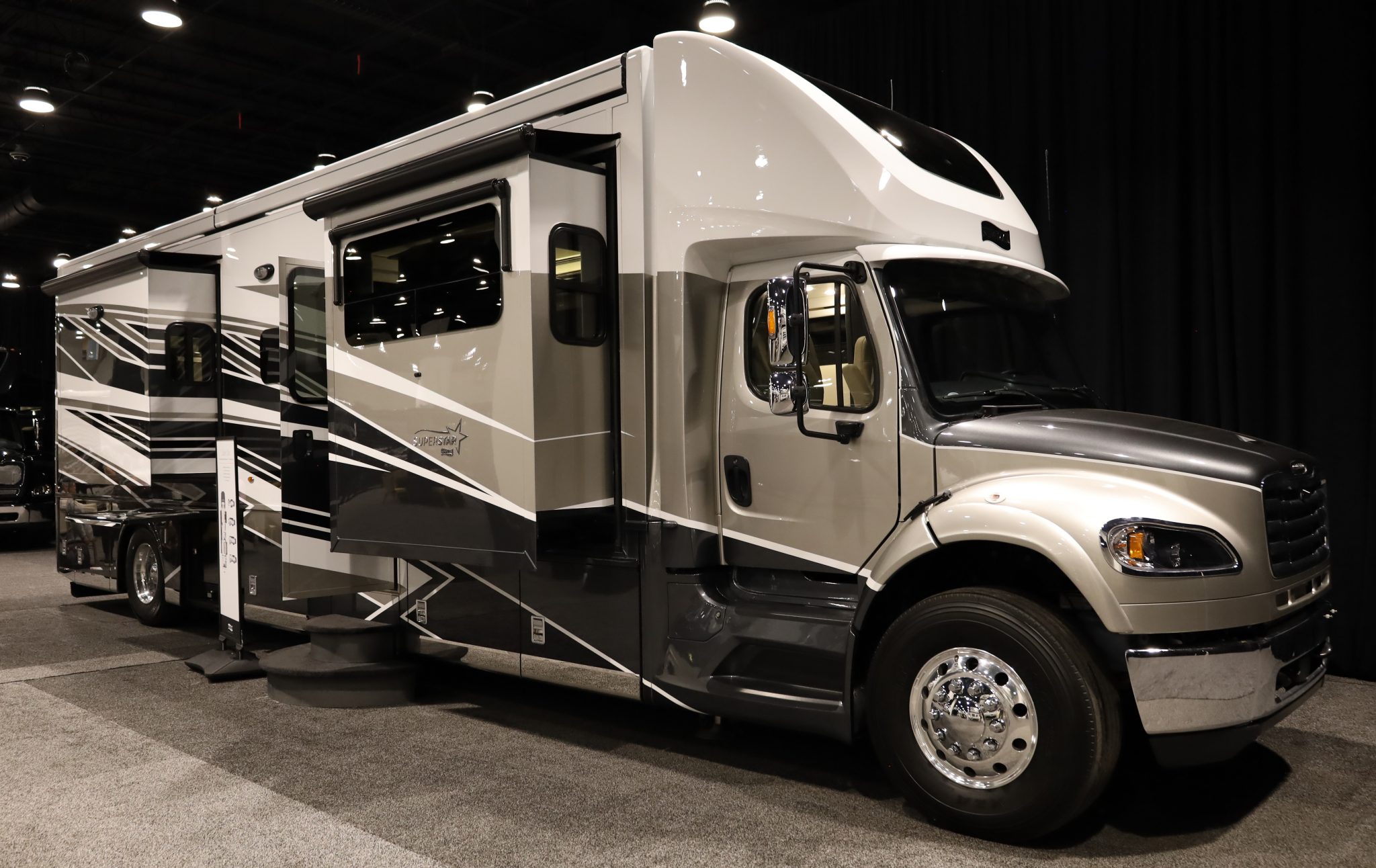 2025 Newmar Super Star RV Tour With Angie Morell National Indoor RV