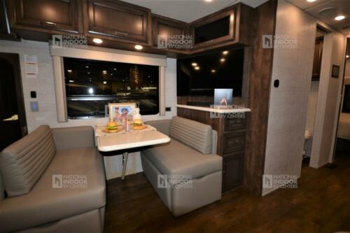 Bay Star 3014 Dining Area